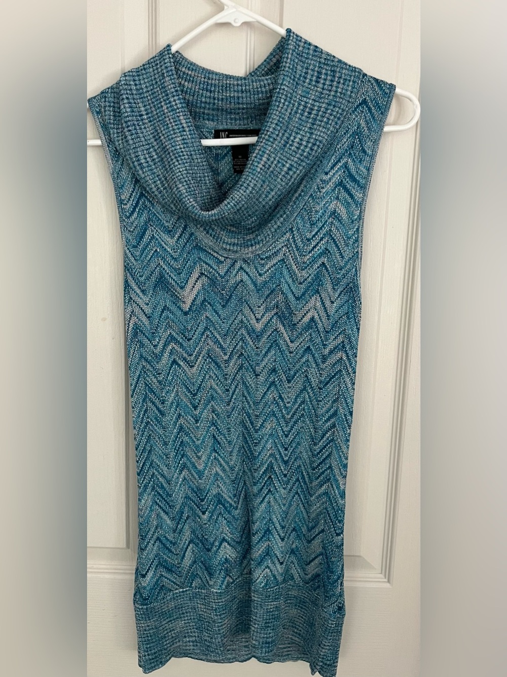 INC International Concepts women’s top